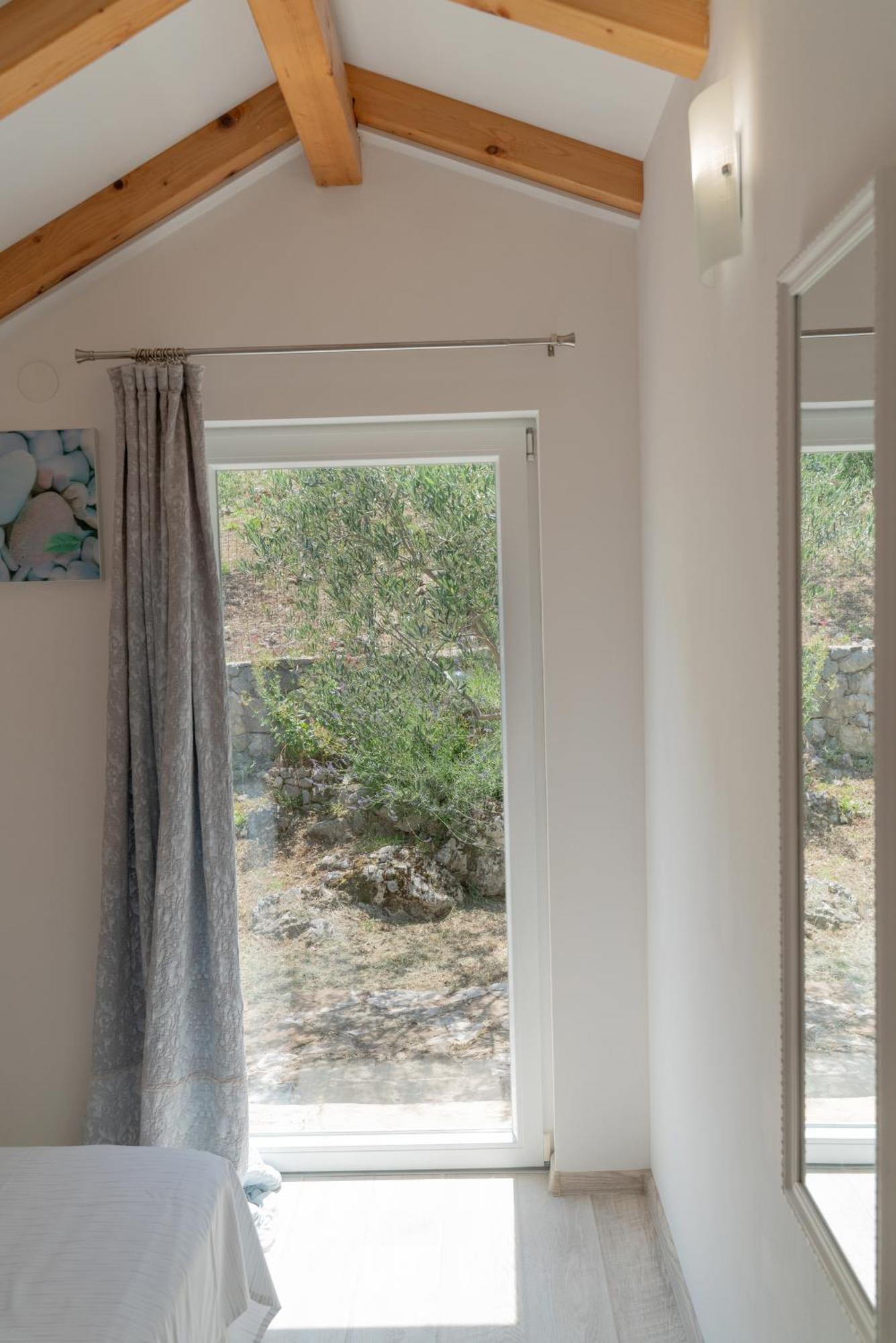 Apartments Srdanovic オミシュ エクステリア 写真