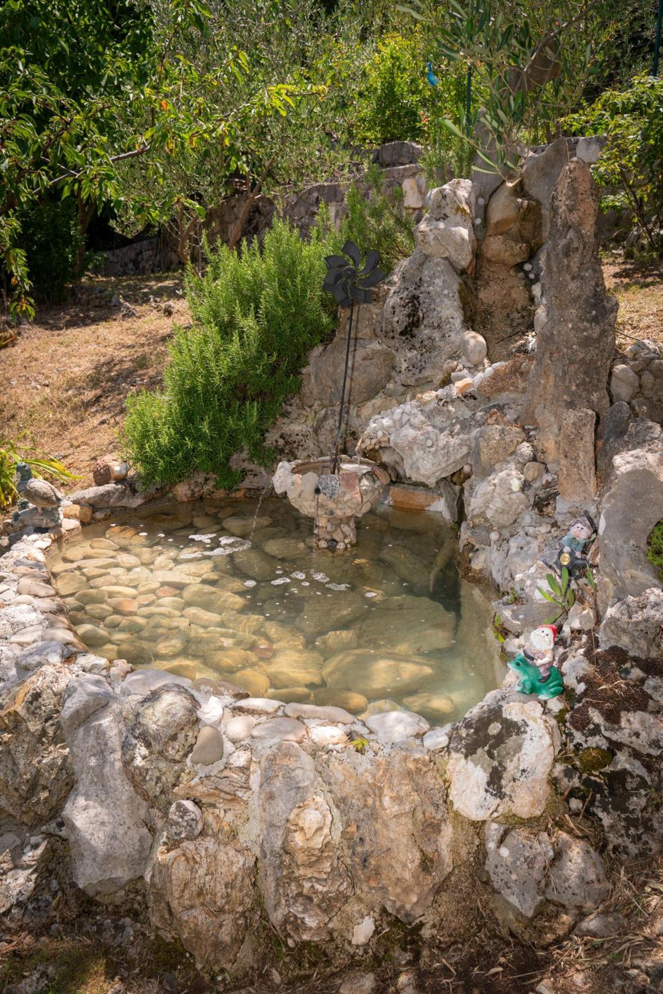 Apartments Srdanovic オミシュ エクステリア 写真
