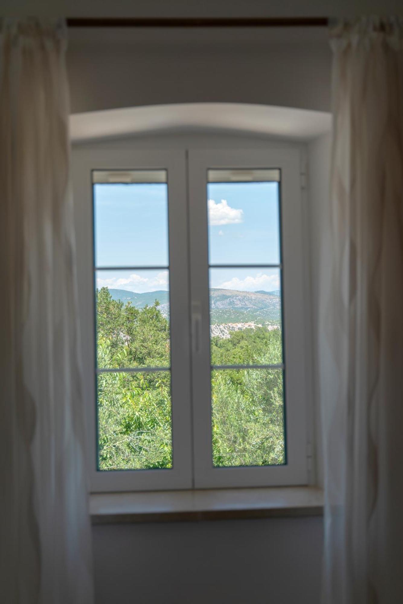 Apartments Srdanovic オミシュ エクステリア 写真